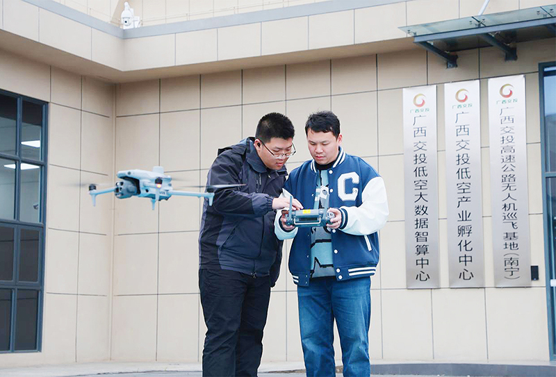 計算中心.jpg 計算中心.jpg